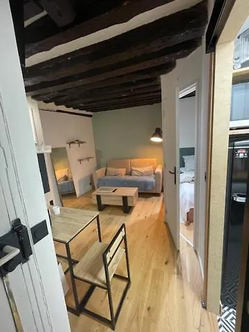 Apartment 2 Pieces Marais Paris